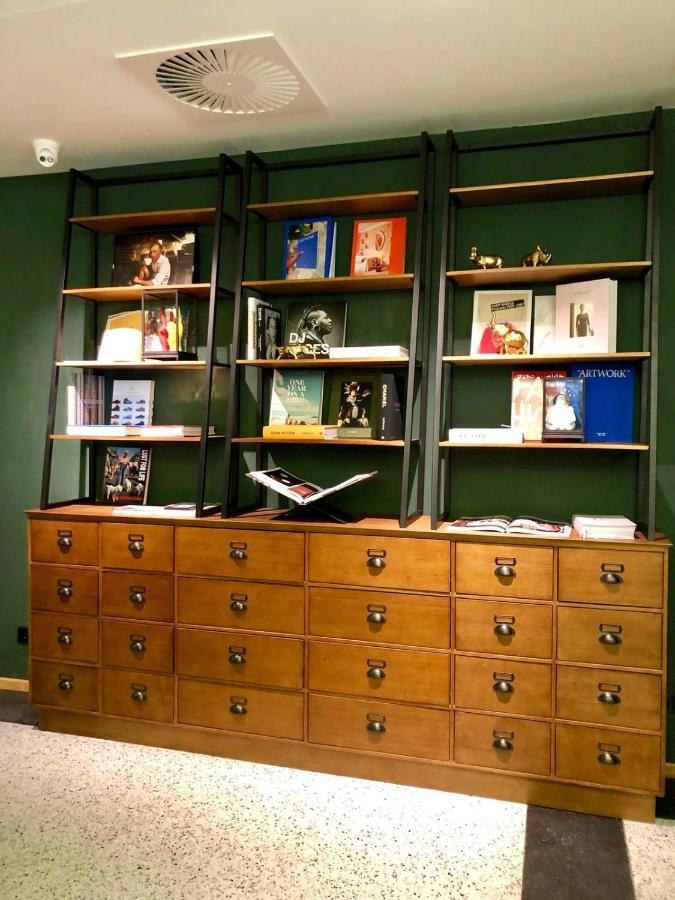 The Collector 4* Den Haag