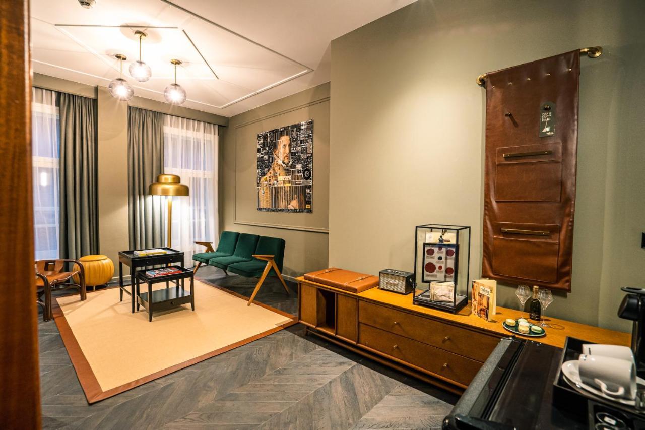The Collector Hotel